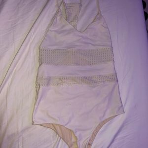 Acacia one piece